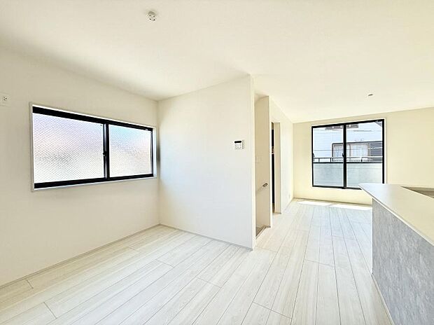 【ダイニング】■自然と心がほどける、リラックスできる場所