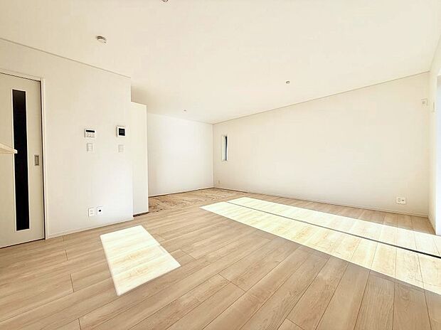 【リビング】■自然と会話が生まれる、心地よいひととき