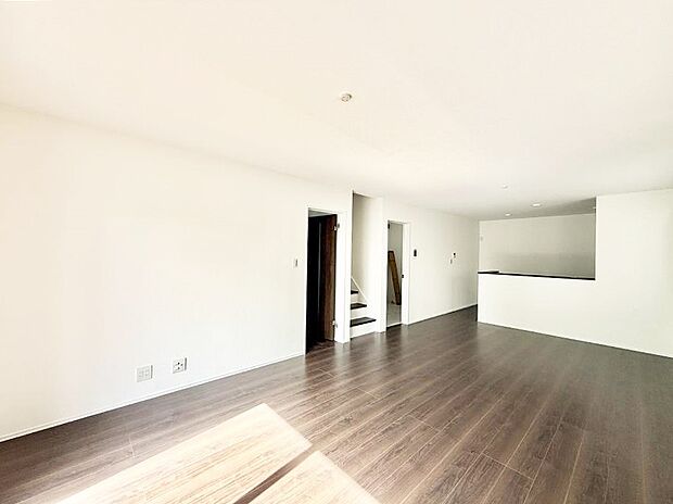 【ダイニング】■何気ない毎日を特別にする、癒しの空間