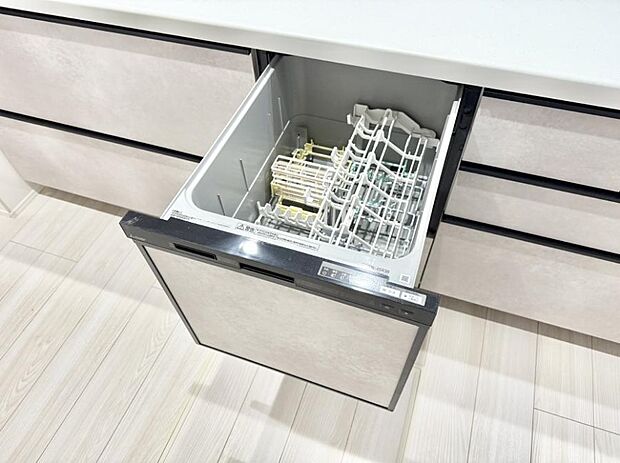 【食洗機】■手間なく洗浄!食器をピカピカに仕上げてくれます