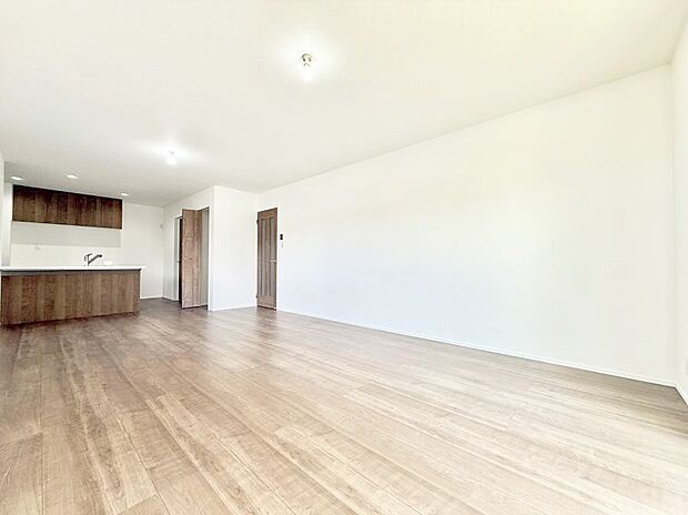 【ダイニング】■家族の笑顔があふれる、くつろぎの空間