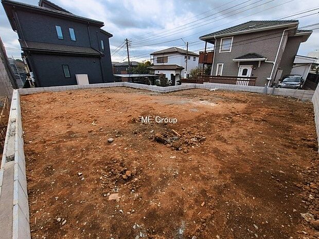 【現地外観写真】■家族みんなが笑顔で過ごせる、安心感のある住まい