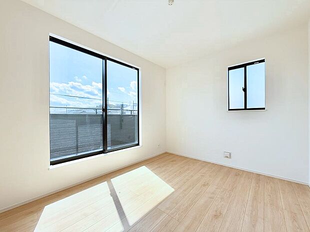 【リビング以外の居室】■落ち着いた雰囲気のお部屋で心が安らぐ空間