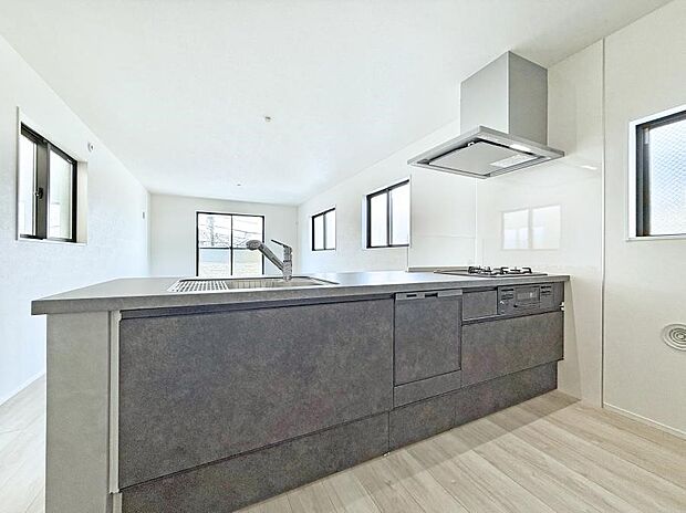 【洋室】■優雅で穏やかな時間が流れる空間