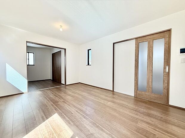 【リビング】■自然と会話が生まれる、心地よいひととき