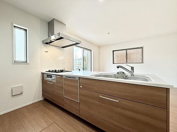 【ダイニングキッチン】■美味しさの魔法がかかる、特別なキッチン