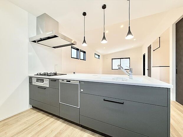 【ダイニングキッチン】■キレイに片付く、使いやすいキッチン