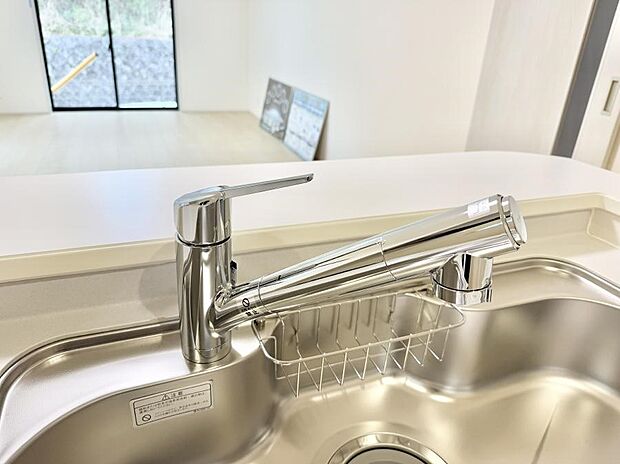 【浄水器】■清潔でおいしい水を手軽に供給してくれます