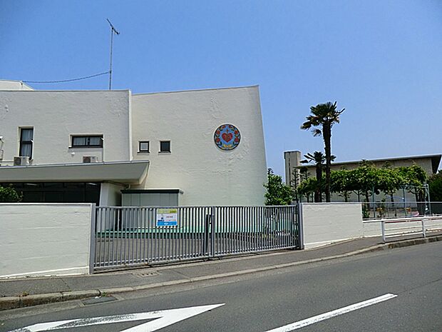 聖園マリア幼稚園（約1,000m・徒歩13分）