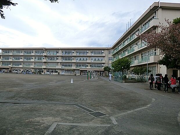 町田市立成瀬台小学校(約1,200m・徒歩15分)
