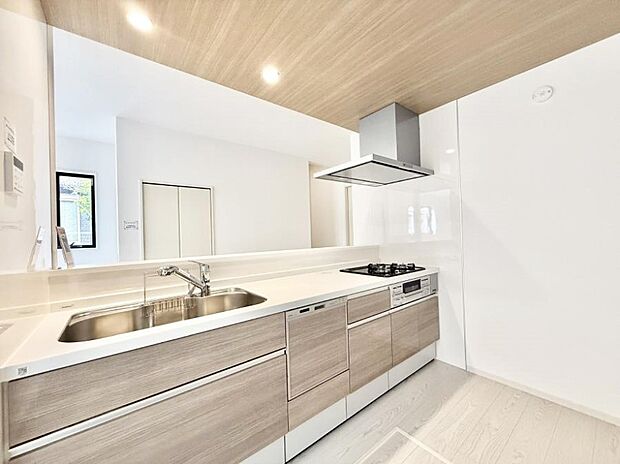 【ダイニングキッチン】■作る楽しみと食べる幸せを届けるキッチン