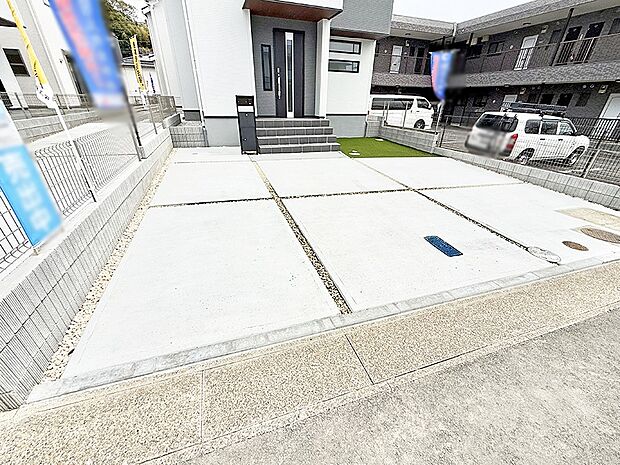【駐車場】■快適な駐車スペースで安心