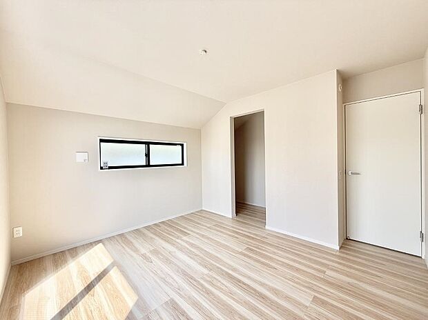 【寝室】■快適な環境で、日常の疲れを癒せる空間