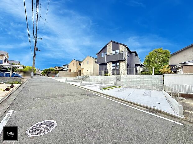 【前面道路含む現地写真】■新しい住まい、街の新しい風景