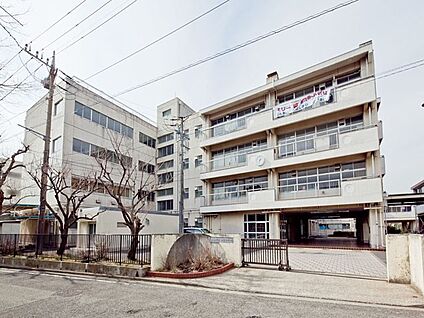 横浜市立今宿中学校 400m(5分)