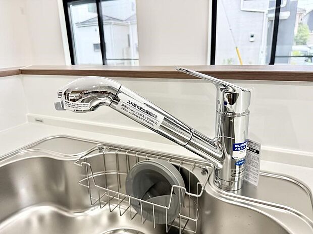 【浄水器】■清潔でおいしい水を手軽に供給してくれます
