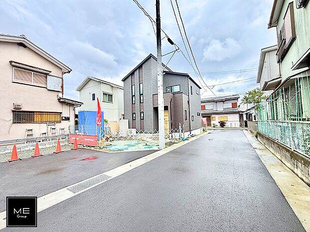 【前面道路含む現地写真】■新しい時代の息吹を感じる、心地よい環境