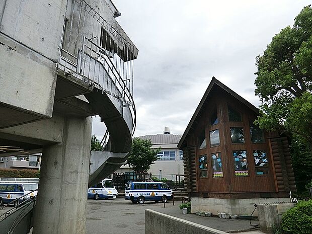 冨士見ケ丘幼稚園（約600m・徒歩8分）
