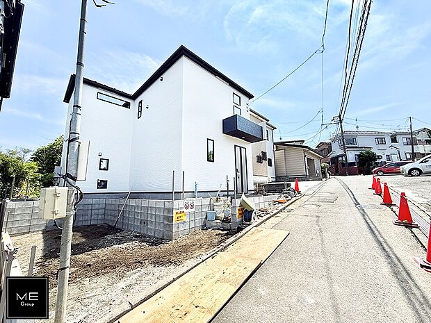 【前面道路含む現地写真】■新しい時代の息吹を感じる、心地よい環境