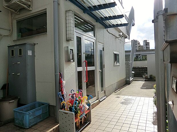 どんぐり保育園（約300m・徒歩4分）