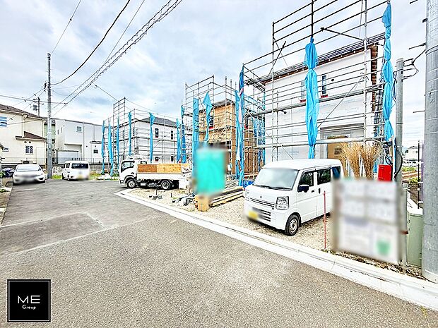 【前面道路含む現地写真】■優雅なラインが、毎日を引き立てます