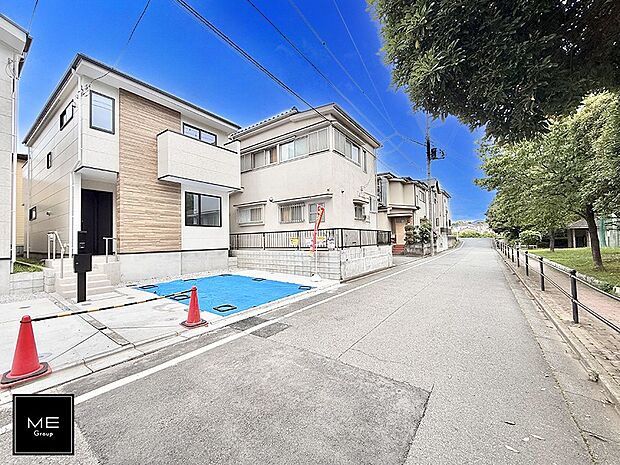 【前面道路含む現地写真】■新しい住まい、街の新しい風景
