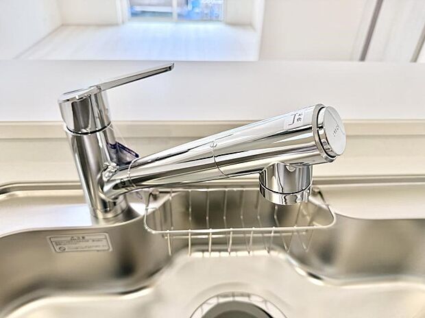 【浄水器】■清潔でおいしい水を手軽に供給してくれます