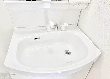 ハンドシャワー付洗面台