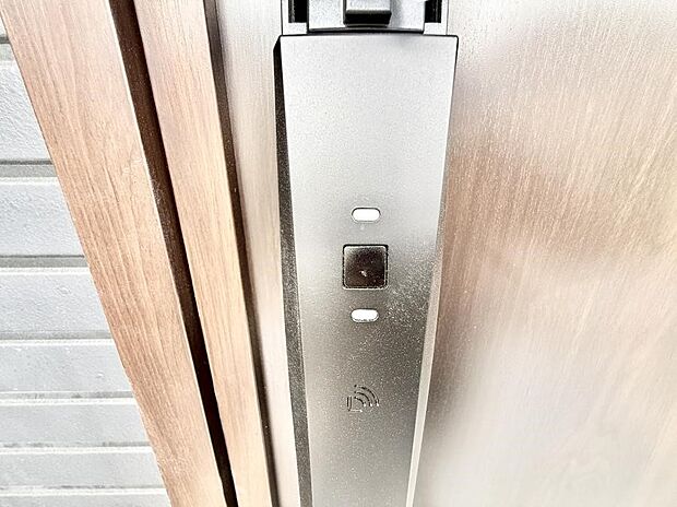 【スマートキー】■鍵を取り出さずに便利に操作できて快適