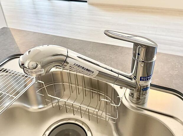 【浄水器】■清潔でおいしい水を手軽に供給してくれます