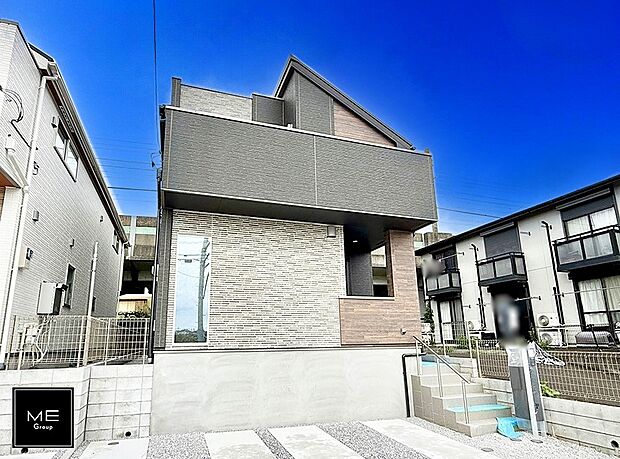 【現地外観写真】1号棟  ■暮らしを豊かにする充実した仕様設備で快適に