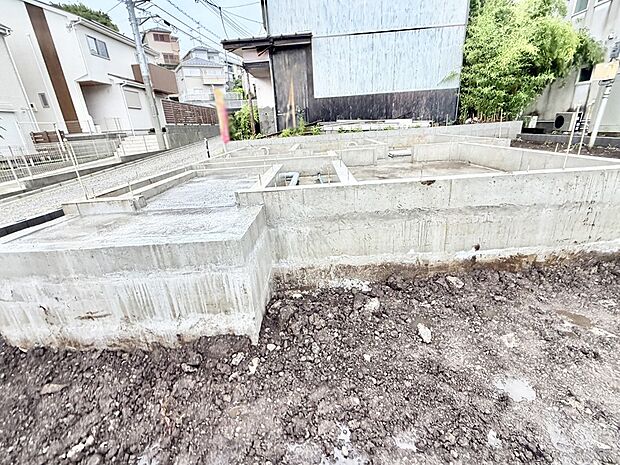 【現地外観写真】1号棟  ■まずは一度ご覧ください