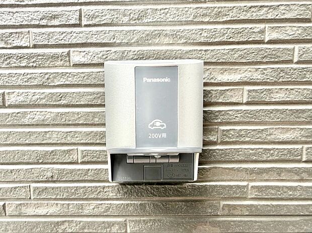 【システムキッチン】■家族の絆を深める、温もりのあるキッチン