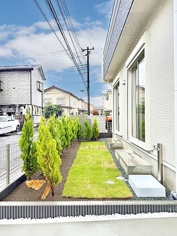 【庭】9号棟  ■庭付き住宅は多様な使用用途で活用できます  