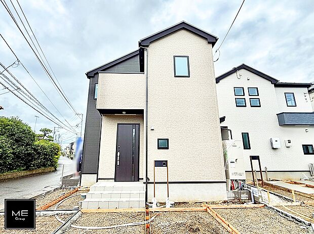 【現地外観写真】3号棟 ■家族みんなが笑顔で過ごせる、安心感のある住まい