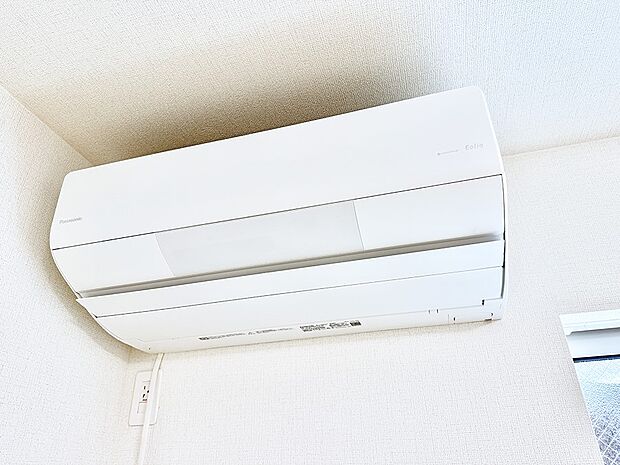 【エアコン】■エアコンが付いているので快適で嬉しいですね