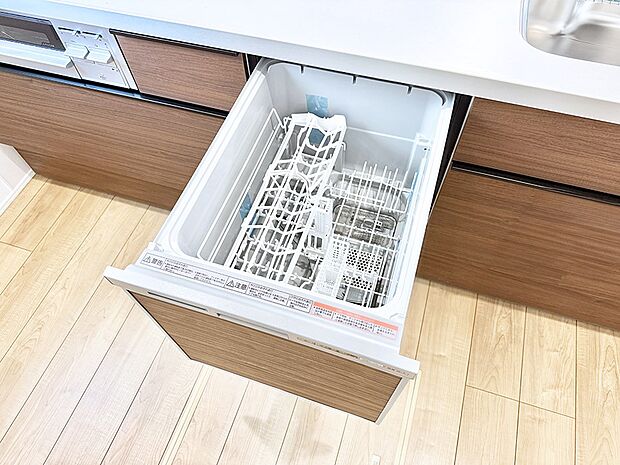 【食洗機】■食後の片づけも食洗器があれば時短に。ご家族との時間を増やせます
