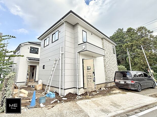 【現地外観写真】1号棟 ■家族みんなが笑顔で過ごせる、安心感のある住まい