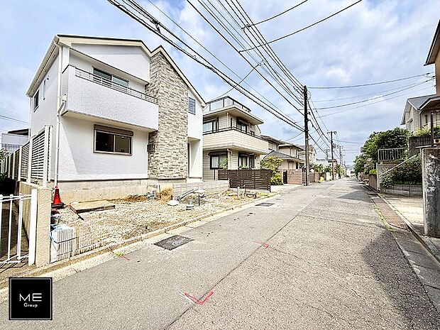 【前面道路含む現地写真】■この道を歩けば、毎日が少し特別になる