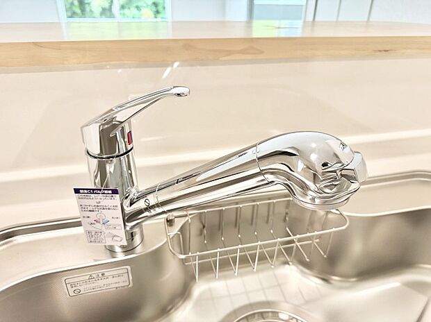 【浄水器】■清潔でおいしい水を手軽に供給してくれます