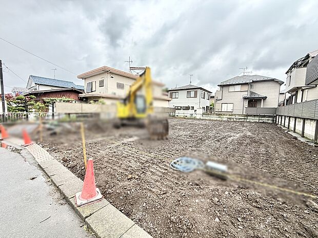 【現地外観写真】2号棟 ■暮らしを彩る充実した設備仕様が備わった住まい