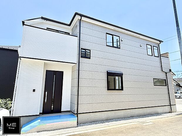 【現地外観写真】2号棟 ■暮らしを彩る充実した設備仕様が備わった住まい