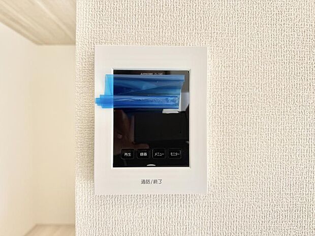 【TVモニター付インターフォン】■訪問者を確認できて安心感が増します