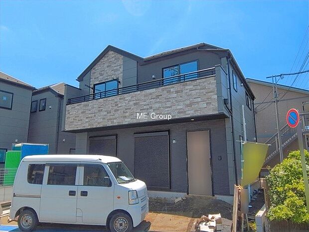 【現地外観写真】1号棟 ■暮らしを彩る充実した設備仕様が備わった住まい