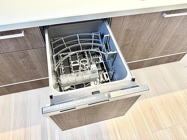 【食洗機】■手間なく洗浄!食器をピカピカに仕上げてくれます