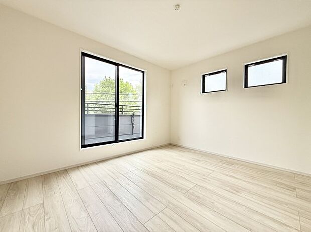 【リビング以外の居室】3号棟 ■清潔感あふれるお部屋で毎日を快適に過ごせます