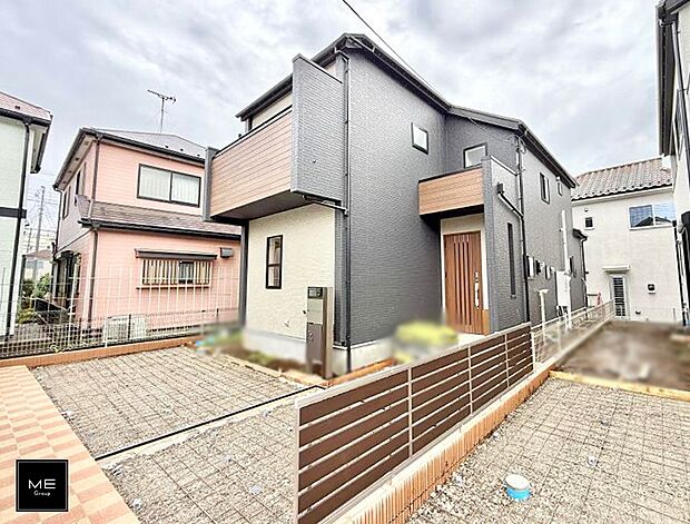 【現地外観写真】4号棟 ■暮らしを彩る充実した設備仕様が備わった住まい