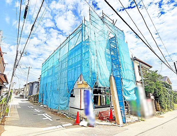 【現地外観写真】1号棟 ■暮らしを豊かにする充実した仕様設備で快適に