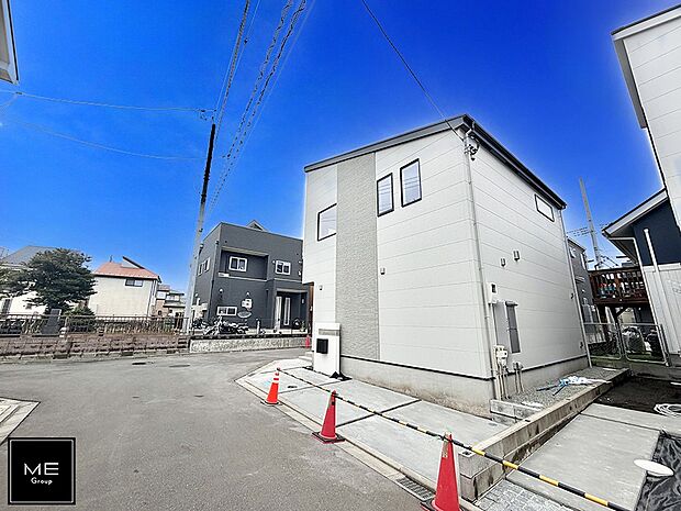 【前面道路含む現地写真】■新しい住まい、街の新しい風景
