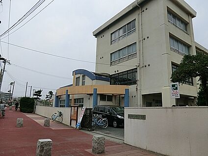 藤沢市立鵠南小学校 450m(6分)